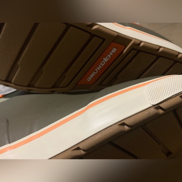 Grundens Women’s DECK-BOSS Ankle Boot - Picture 9 of 14